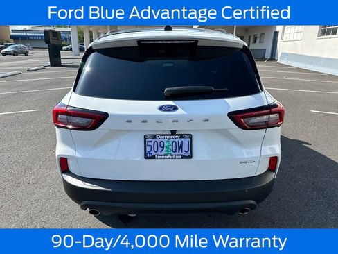 Used 2025 Ford Escape ST-Line w/ Cold Weather Package AWD/4WD image 6