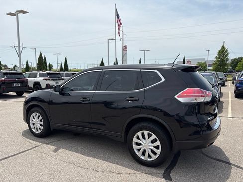 Used 2016 Nissan Rogue S FWD image 5