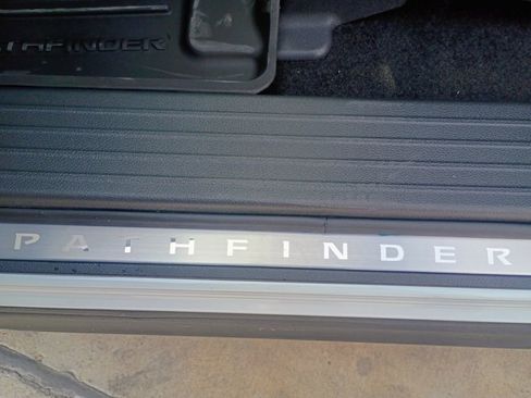 New 2026 Nissan Pathfinder Platinum image 31