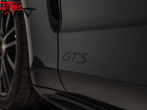 Used 2020 Porsche Panamera GTS image 14