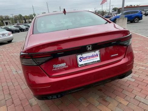 Certified 2024 Honda Accord EX-L image 8