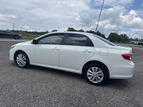 Used 2012 Toyota Corolla LE FWD image 6
