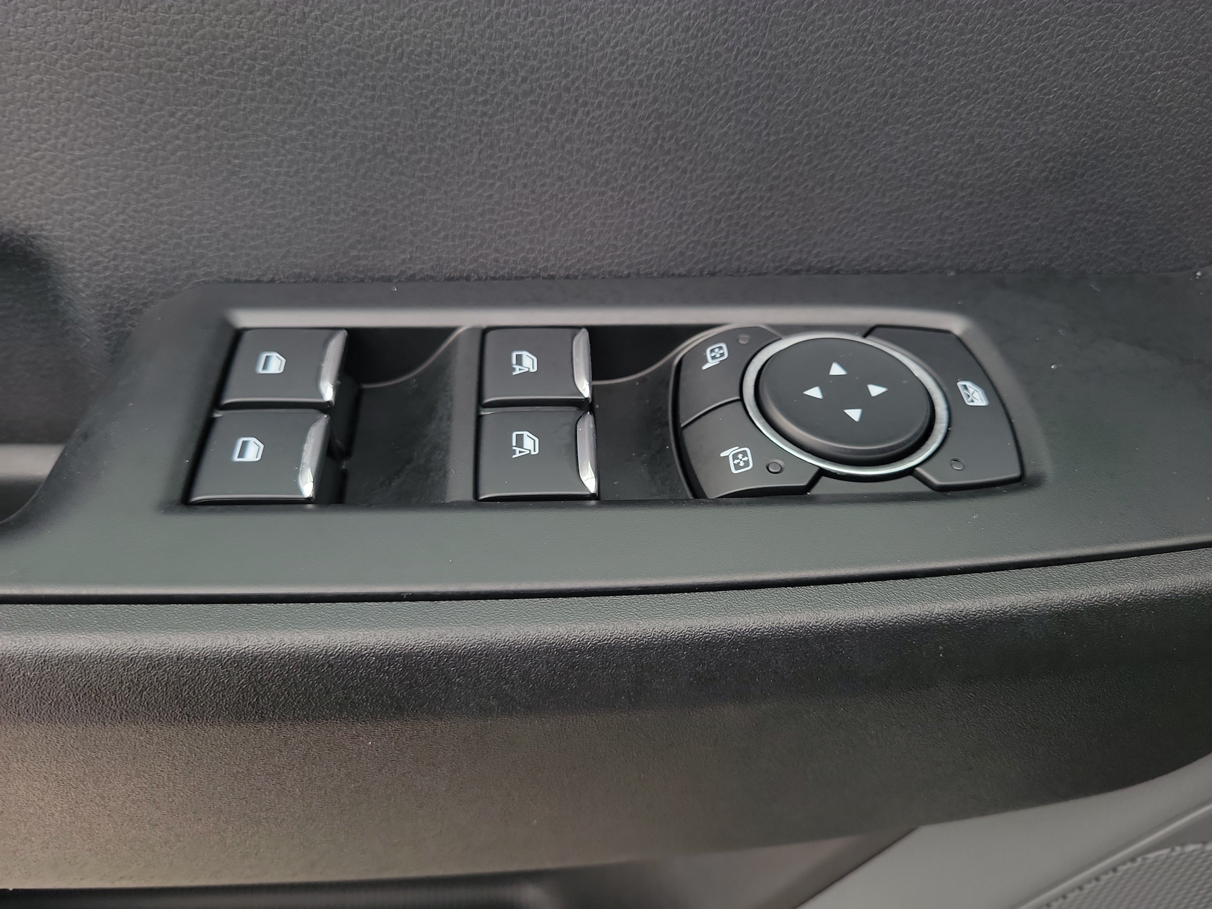 Used 2025 Ford F250 XL AWD/4WD image 20