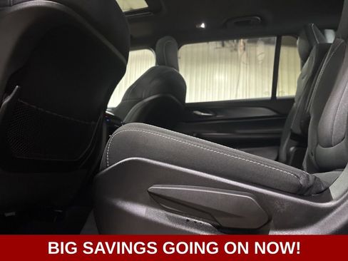 New 2025 Jeep Grand Cherokee L Laredo image 19