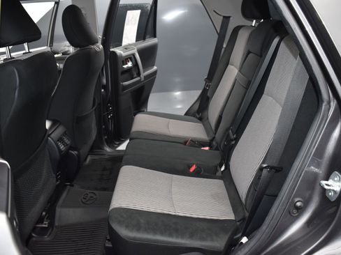 Used 2017 Toyota 4Runner SR5 image 22