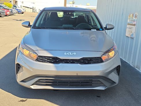 Used 2024 Kia Forte LXS image 2