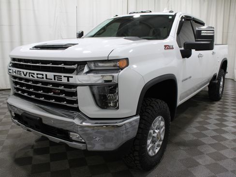 Used 2022 Chevrolet Silverado 2500 LTZ w/ LTZ Plus Package image 38