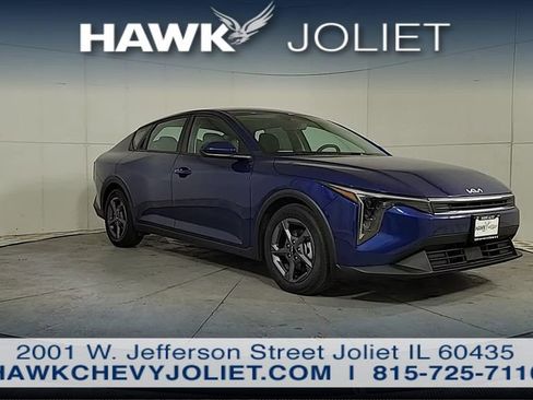Used 2025 Kia K4 FWD image 2