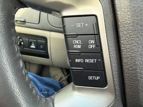 Used 2012 Ford Fusion SEL image 19