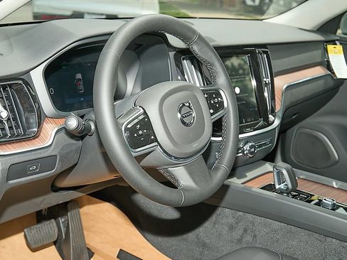 New 2026 Volvo V60 B5 Cross Country Plus w/ Climate Package AWD/4WD image 14