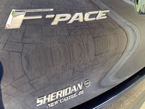 Used 2020 Jaguar F-PACE Premium AWD/4WD image 8