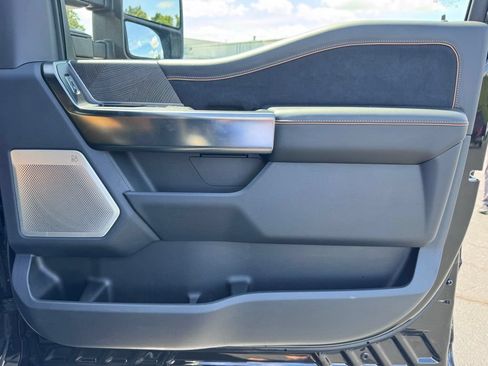 Used 2024 Ford F250 Platinum AWD/4WD image 31