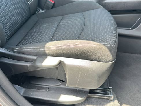 Used 2023 GMC Terrain SLE w/ Elevation Edition image 24