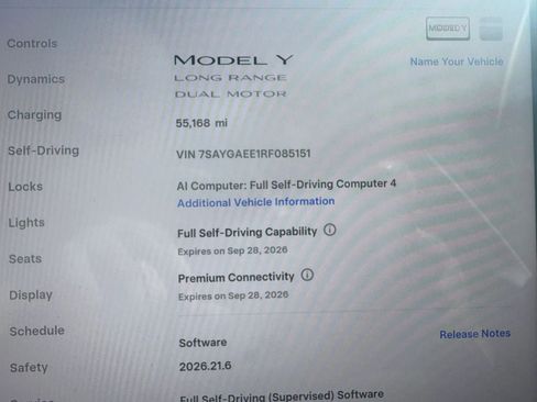 Used 2024 Tesla Model Y Long Range AWD/4WD image 4