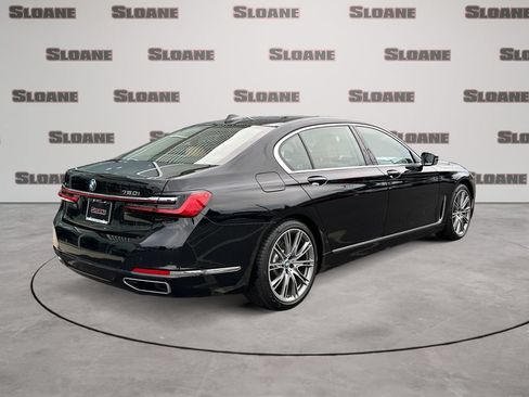 Used 2020 BMW 750i xDrive w/ Executive Package AWD/4WD image 5