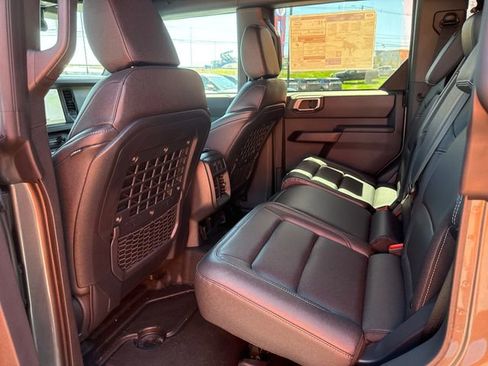 New 2025 Ford Bronco Big Bend w/ Black Diamond Package AWD/4WD image 10