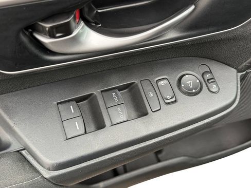 Used 2022 Honda CR-V EX image 19
