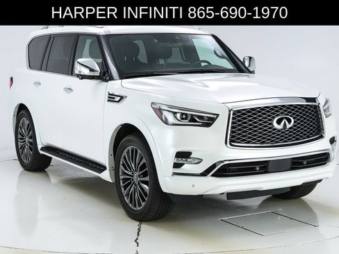 Used 2024 INFINITI QX80 Sensory w/ Cargo Package AWD/4WD image 16