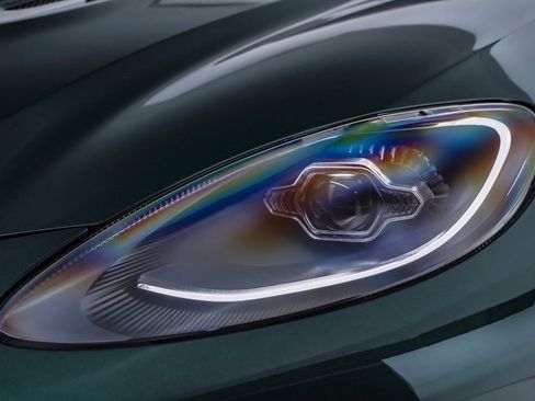 Used 2025 Aston Martin DBX 707 image 6