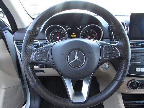 Used 2018 Mercedes-Benz GLE 350 4MATIC image 12