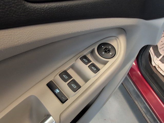 Used 2013 Ford Escape SE AWD/4WD image 13