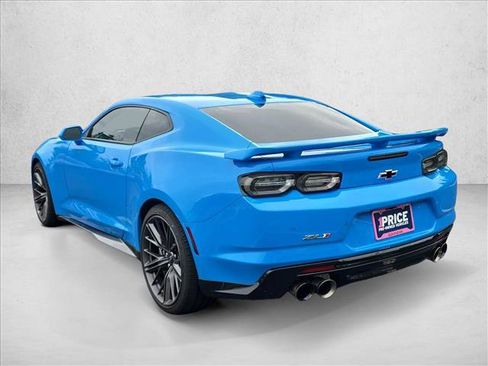 Used 2022 Chevrolet Camaro ZL1 RWD image 7