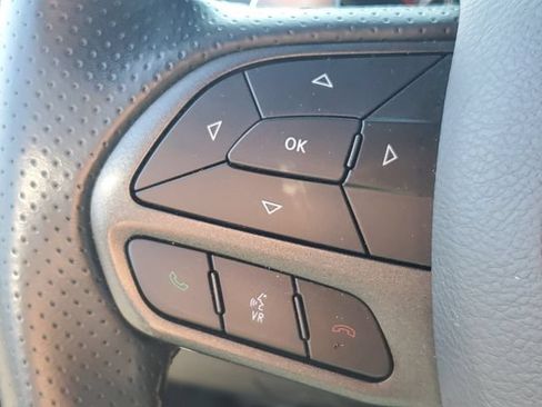 Used 2025 Dodge Durango GT AWD/4WD image 18