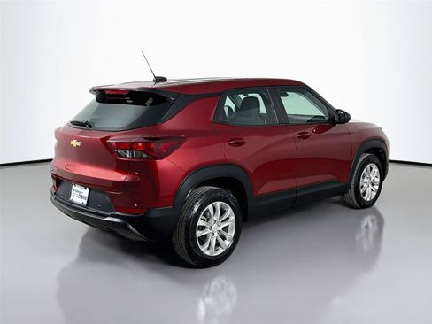Used 2022 Chevrolet TrailBlazer LS AWD/4WD image 9
