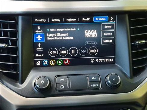 Used 2020 GMC Acadia Denali w/ Technology Package AWD/4WD image 17