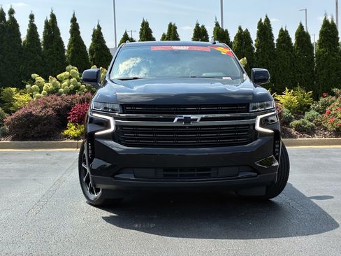 Used 2022 Chevrolet Tahoe RST w/ Luxury Package AWD/4WD image 5