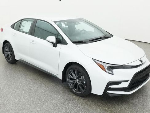 New 2026 Toyota Corolla SE FWD image 10