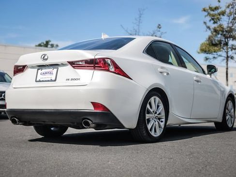 Used 2016 Lexus IS 200t RWD image 21