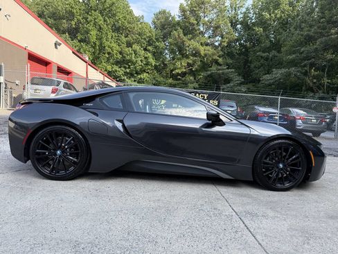 Used 2019 BMW i8 Coupe image 10