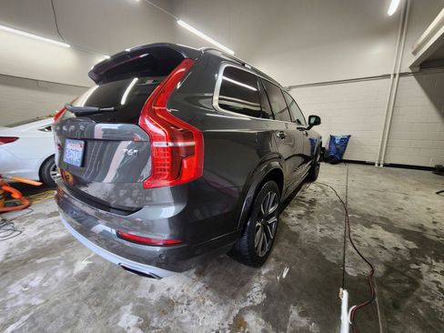 Used 2018 Volvo XC90 T6 Momentum image 7