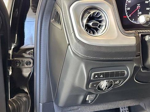 Used 2023 Mercedes-Benz G 550 image 10