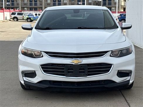 Used 2018 Chevrolet Malibu Premier image 8