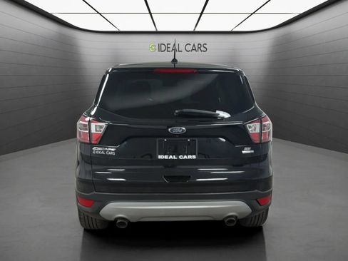Used 2017 Ford Escape SE AWD/4WD image 6