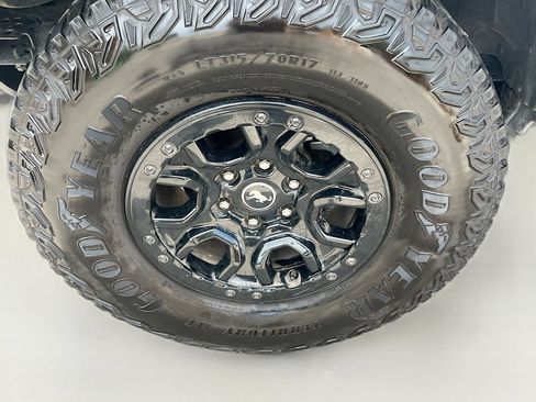 Used 2024 Ford Bronco Wildtrak AWD/4WD image 29
