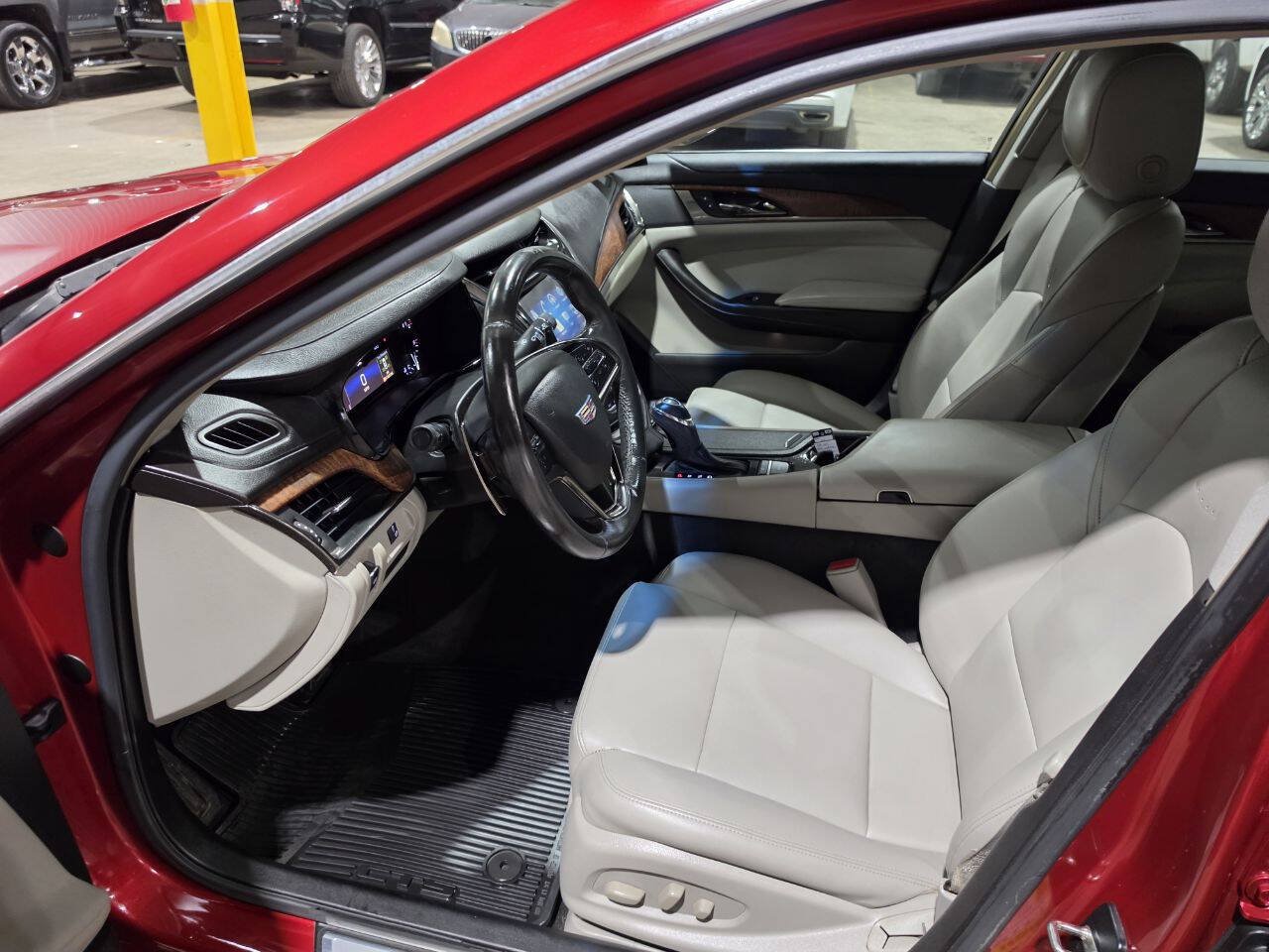 Used 2015 Cadillac CTS Sedan RWD image 24