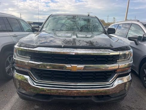 Used 2017 Chevrolet Silverado 1500 LT w/ All Star Edition image 2