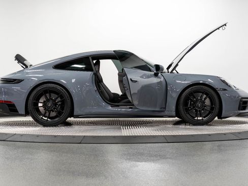 Used 2023 Porsche 911 Carrera GTS RWD image 21