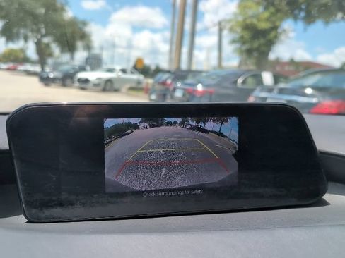 Used 2020 MAZDA MAZDA3 Sedan w/ Select Package FWD image 17