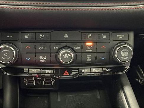 Used 2024 Dodge Durango R/T AWD/4WD image 19