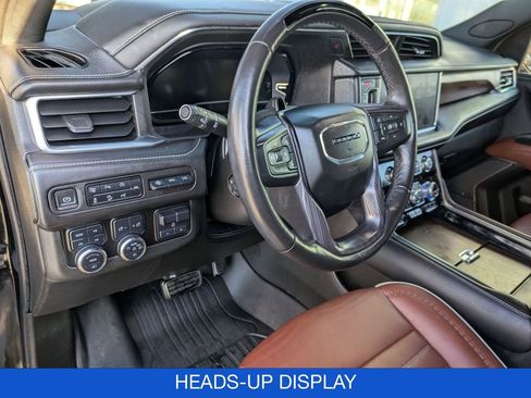 Used 2023 GMC Yukon Denali Ultimate image 18