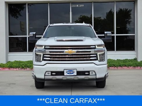 Used 2022 Chevrolet Silverado 3500 High Country AWD/4WD image 2