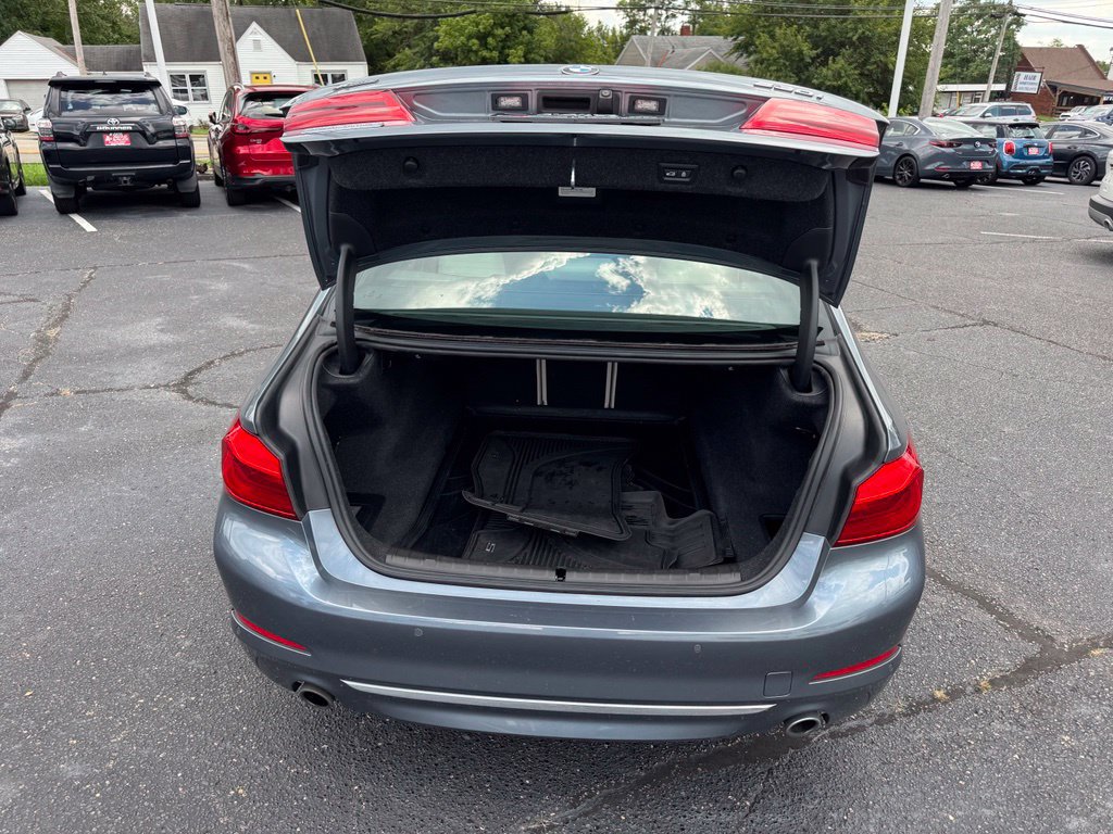 Used 2019 BMW 530i xDrive w/ Executive Package AWD/4WD image 38