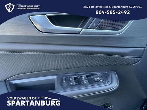 New 2026 Volkswagen Atlas Cross Sport SE image 17