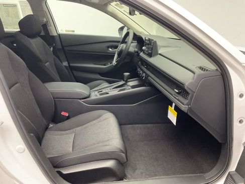 New 2026 Honda Accord SE image 25
