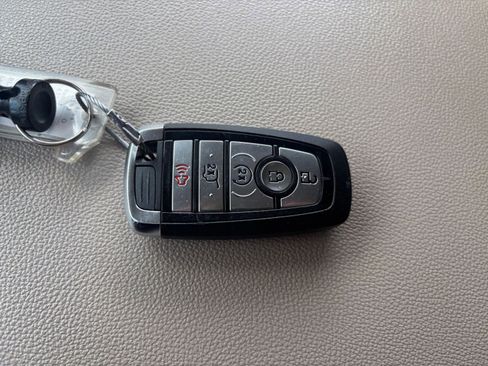 Used 2024 Ford Expedition Max Limited image 28