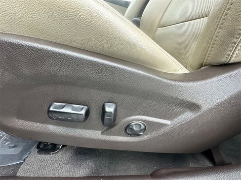 Used 2017 Hyundai Santa Fe Sport image 10